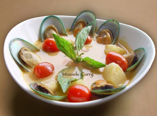 MUSSELS CURRY